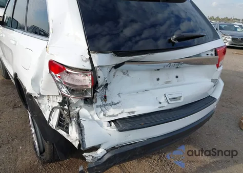 2013 Jeep Grand Cherokee Laredo z USA, uszkodzony, nr VIN 1C4RJEAG4DC648572